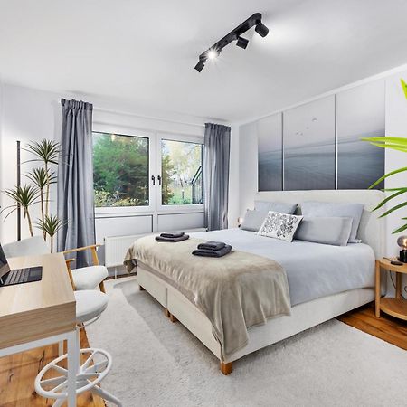 Edler Wohnraum Noble Stadtoase Mit Boxspringbett, Kaffeevollautomat, Lift & Parkplatz Chemnitz Exterior foto