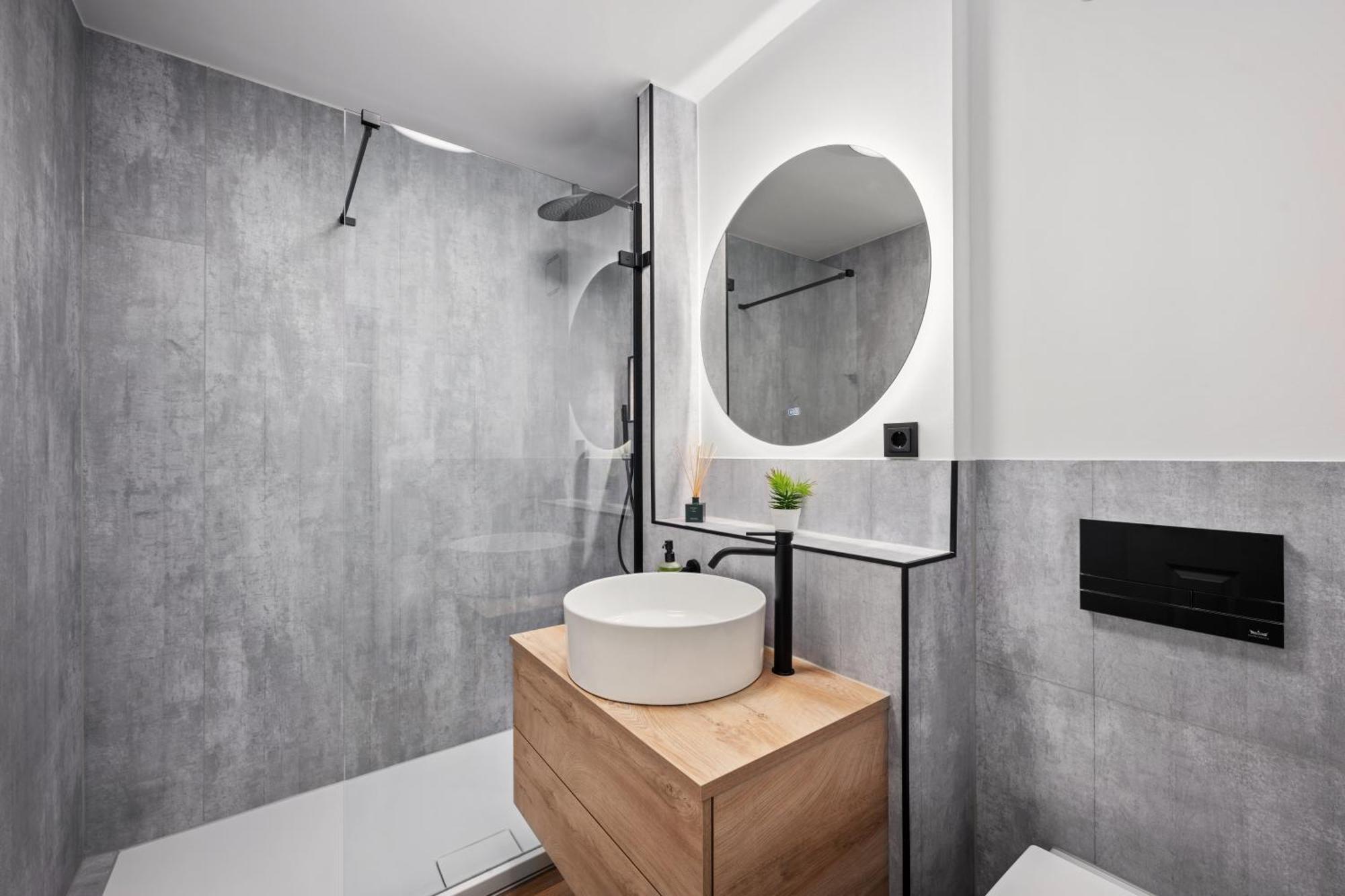 Edler Wohnraum Noble Stadtoase Mit Boxspringbett, Kaffeevollautomat, Lift & Parkplatz Chemnitz Exterior foto